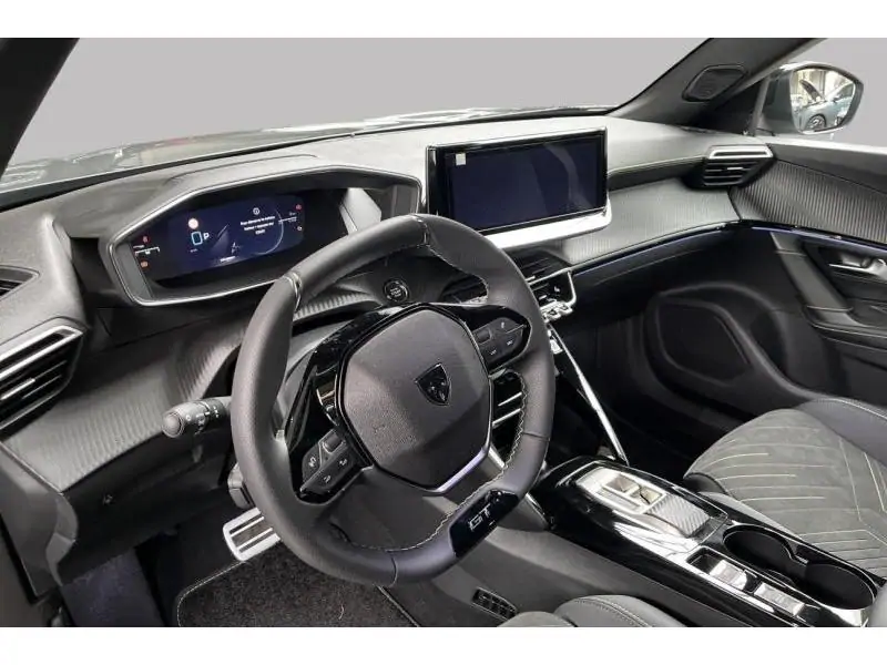 Démo Peugeot 2008 GT GREY 9