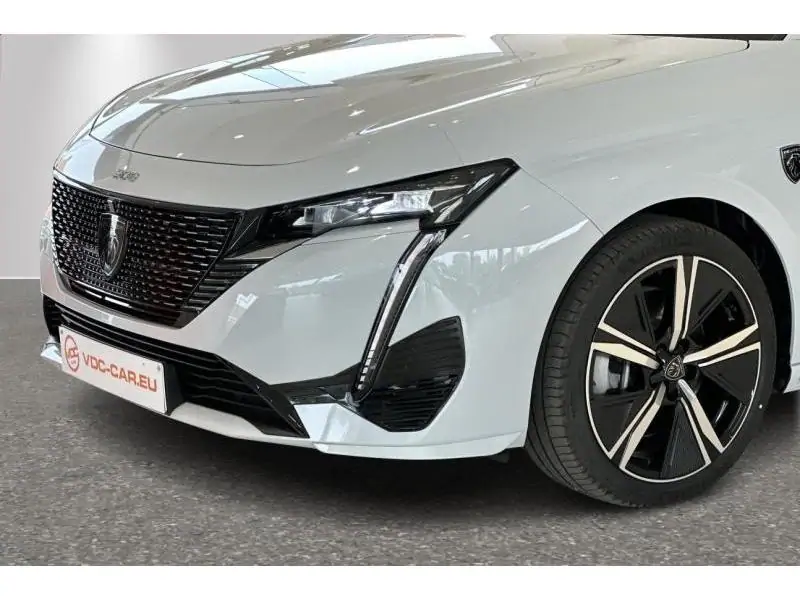 VEHICLE__CONDITION_SERVICE Peugeot 308 GT 1.6 Plug-in Hybrid 180 pk WHITE 31