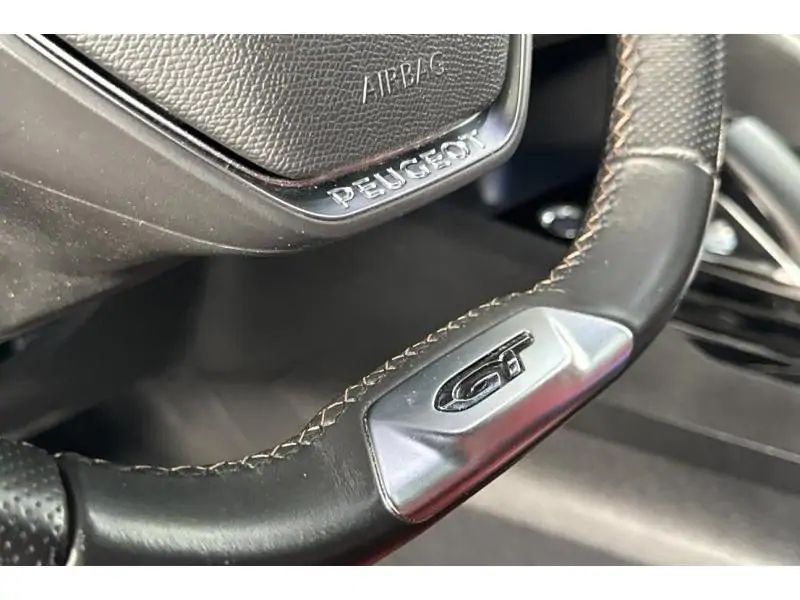 Occasion Peugeot 3008 GT RED 39