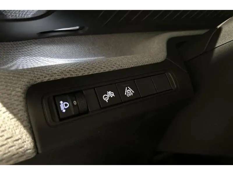 VEHICLE__CONDITION_SERVICE Citroen C3 Aircross Hybrid 145 MAX BLACK 23