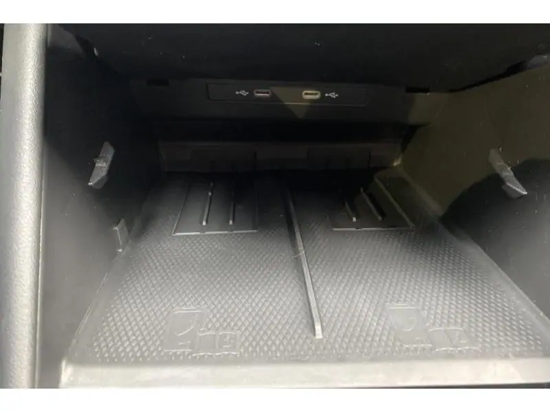 Occasion Volkswagen Tiguan R-Line* Caméra GPS GREY 38