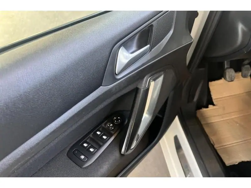 Occasion Peugeot 308 STYLE WHITE 17