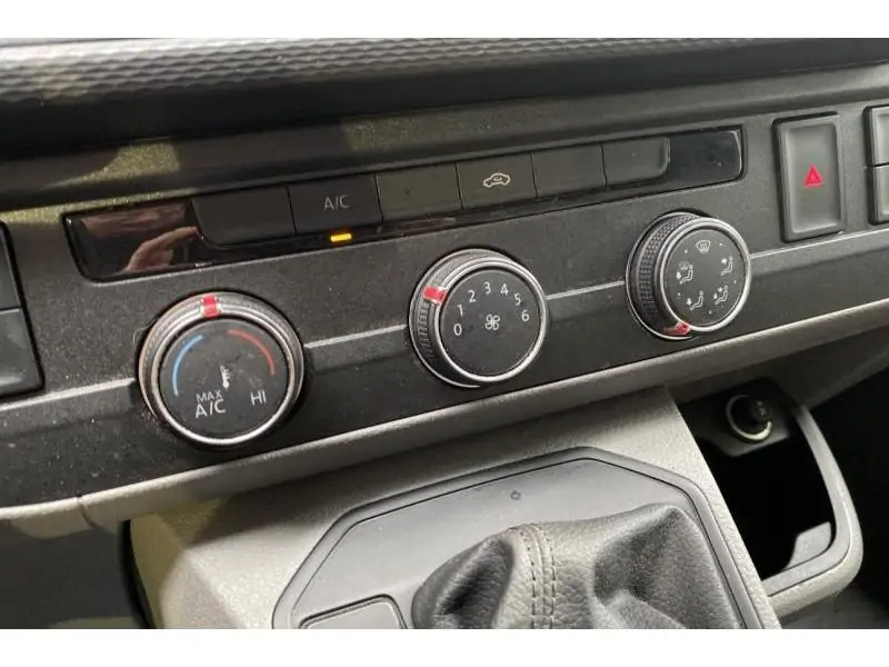 Occasion Volkswagen Transporter T6 Fourgon GREY 15