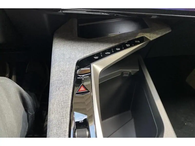 VEHICLE__CONDITION_SERVICE Peugeot 3008 ALLURE*DISPO 06/2026 GREY 33