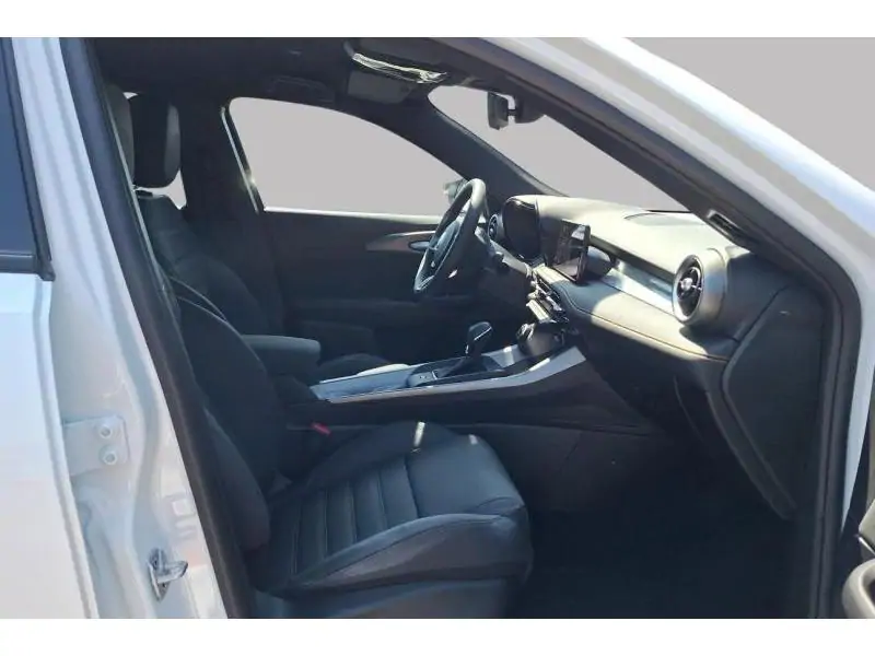 VEHICLE__CONDITION_SERVICE Alfa Romeo Tonale SPRINT PHEV 190 WHITE 8