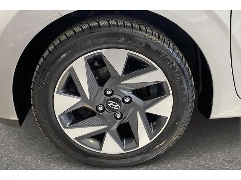 Occasion Hyundai i10 Navi* Caméra * Jantes alu! GREY 21