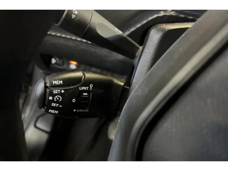 Occasion Peugeot 208 II & e- Like GREY 22