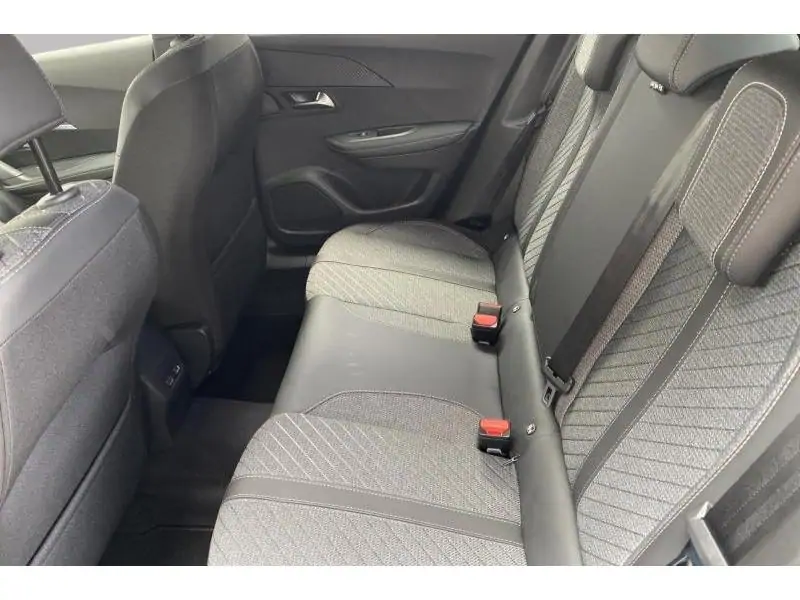 Démo Peugeot 2008 ALLURE CHAMPAGNE 18