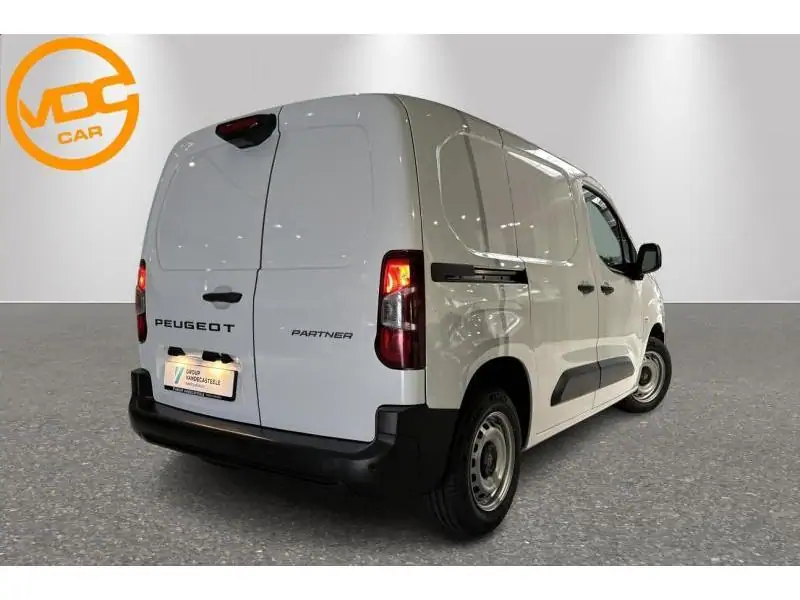 VEHICLE__CONDITION_SERVICE Peugeot Partner Standard Light 1.2 Turbo 110 Man.6 WHITE 3