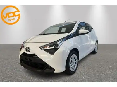 Occasion Toyota Aygo Berline MANUAL WHITE