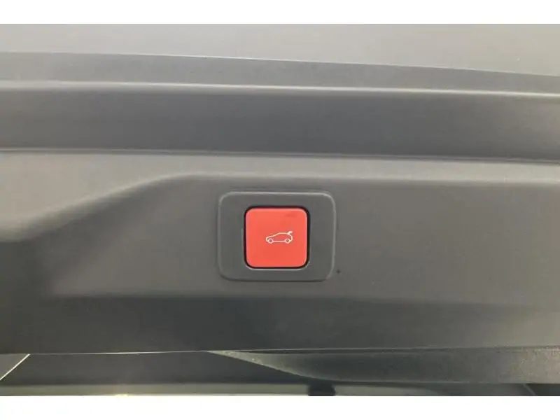 Occasion Peugeot 3008 e- GT BLUE 21