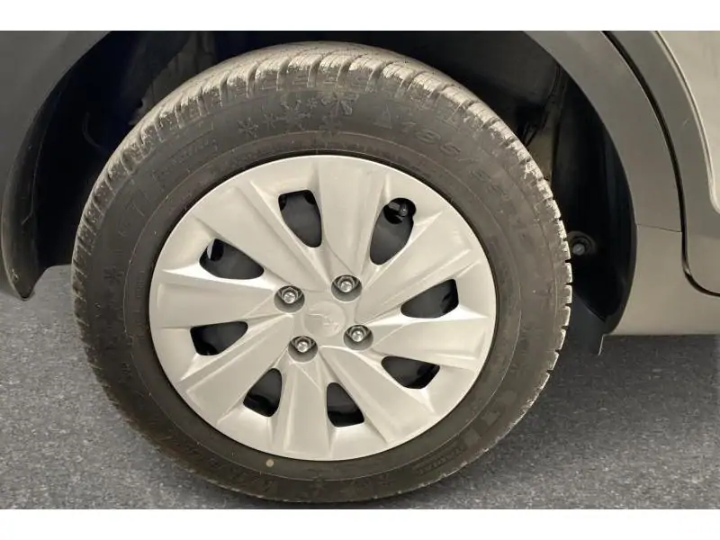 Occasion Kia Stonic Berline MANUAL GREY 23