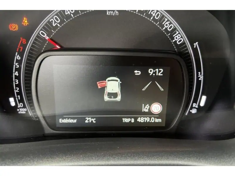 Occasion Toyota Aygo X Play WHITE 14
