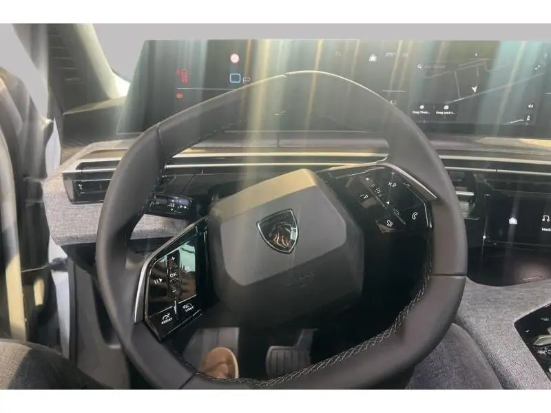 Occasion Peugeot 5008 III & e- Allure WHITE 12