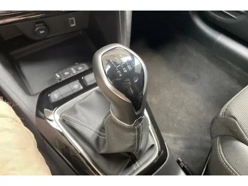 Occasion Opel Corsa GS WHITE 16