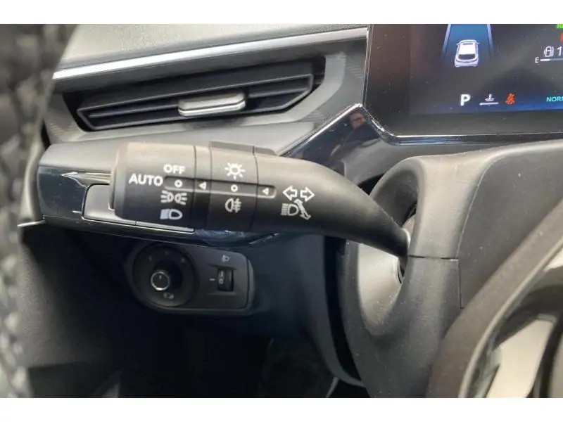 Occasion MG MG3 1.5 HYBRID LUXURY DCT GREY 23