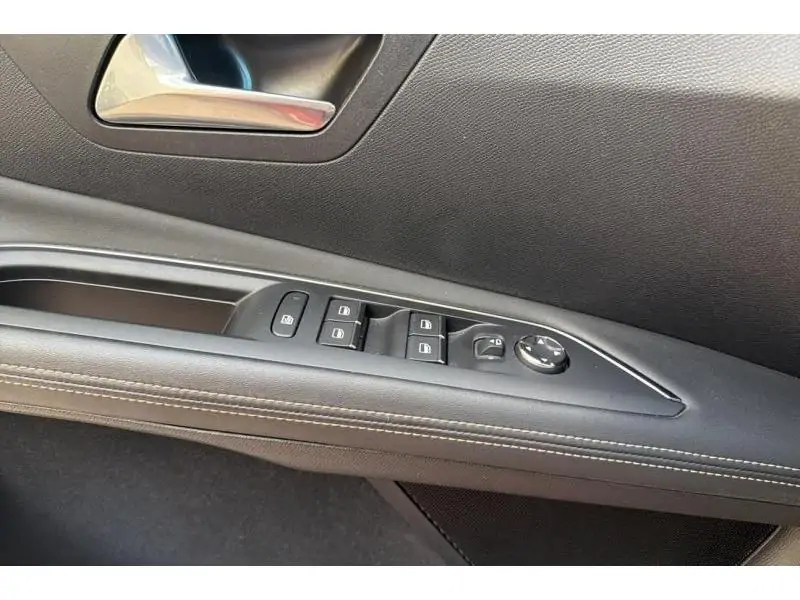 Occasion Peugeot 3008 II GT Line RED 17