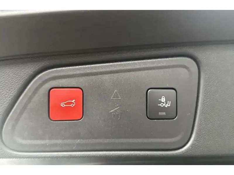 Occasion Peugeot 3008 GT - Pano - Leder - PHEV 225 PK GREY 21
