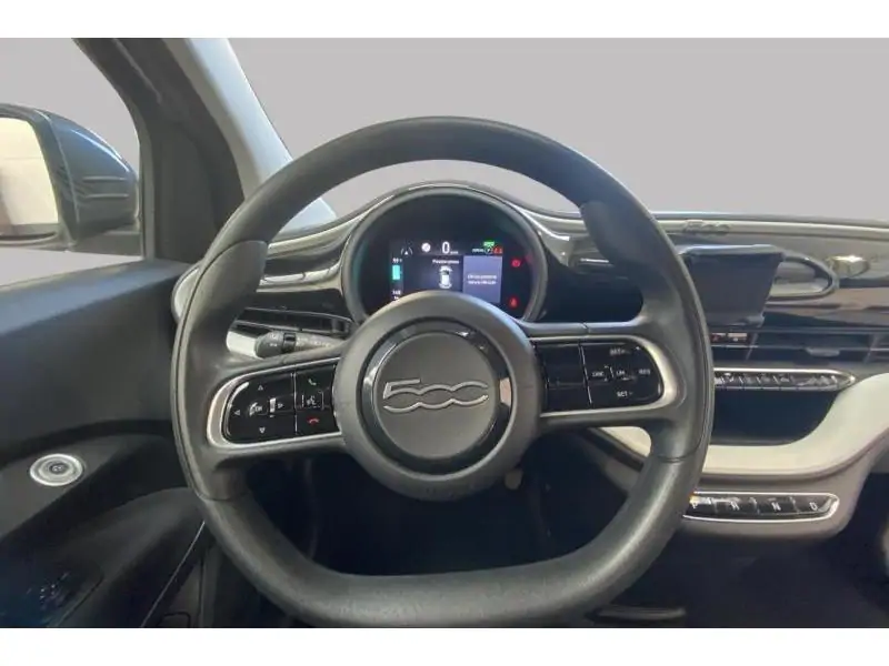 Occasion Fiat 500e B/T - Airco - Lane assist GREY 12