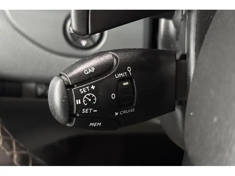 Occasion Opel Vivaro Dubb. Cab - Automaat - Camera GREY 18