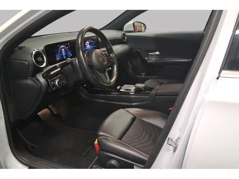 Occasion Mercedes-Benz A 180 Classe A d WHITE 10