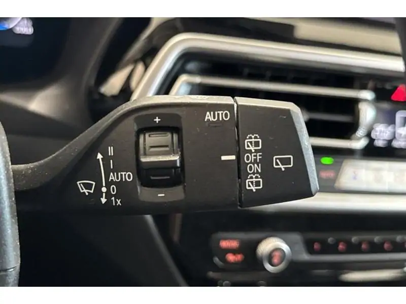 Occasion BMW Serie X X3 sDrive18d - 360° CAM GREY 24