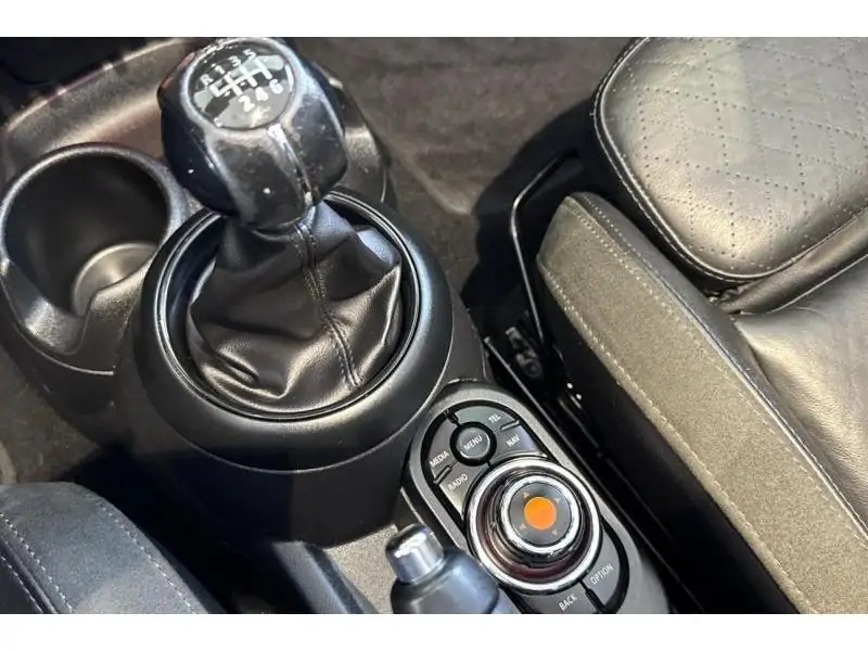 Occasion MINI One Cabrio CABRIOLET 1.5 BLACK 16