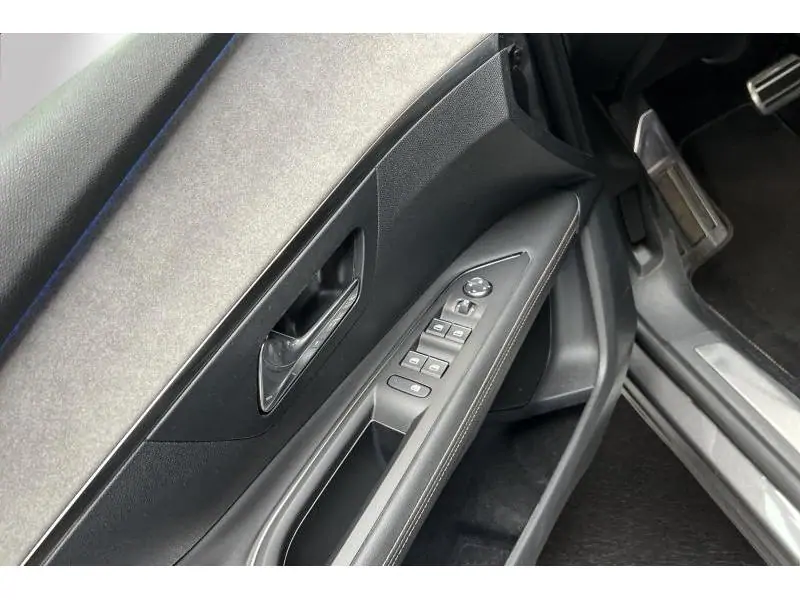 Occasion Peugeot 3008 II GT Black Pack GREY 17