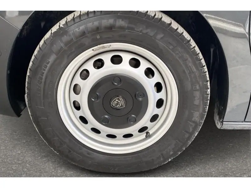 Occasion Peugeot Expert 2.0 GB BlueHDi L2 5d 106kW GREY 21