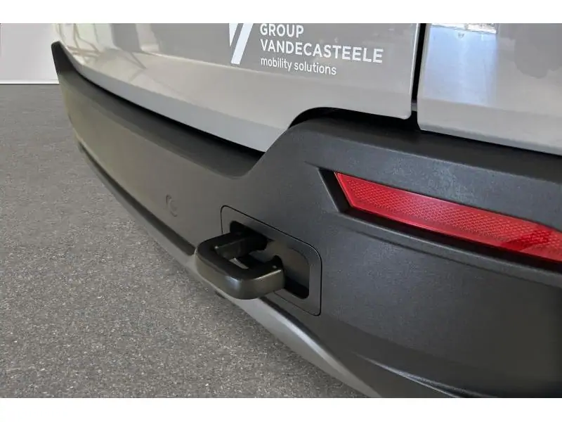 VEHICLE__CONDITION_SERVICE Jeep Avenger 4xe My25 Upland BEIGE 26