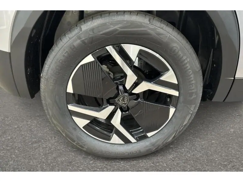 VEHICLE__CONDITION_SERVICE Peugeot 2008 ALLURE GREY 20