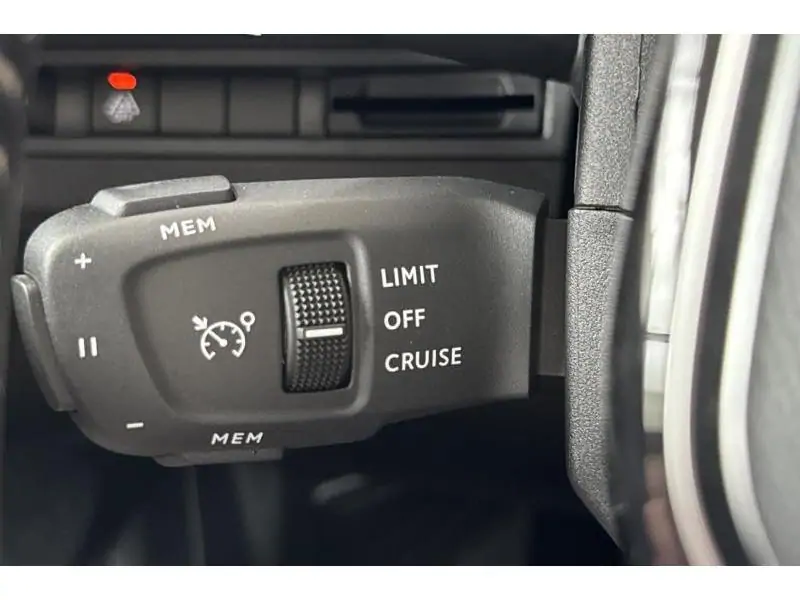 Occasion Peugeot 3008 STYLE - AUTOMAAT GREY 25