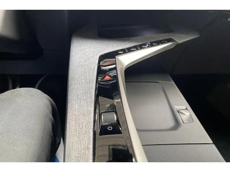 Occasion Peugeot 5008 GT*7 pl. GPS Caméra de recul GREY 41