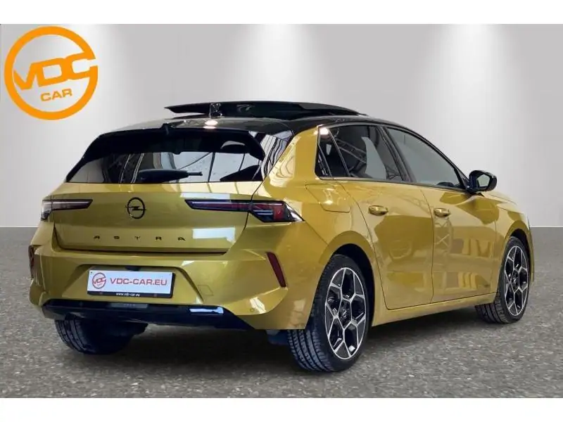 Occasion Opel Astra Ultimate YELLOW 3