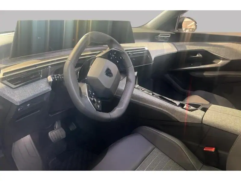 Occasion Peugeot 5008 III & e- Allure WHITE 9