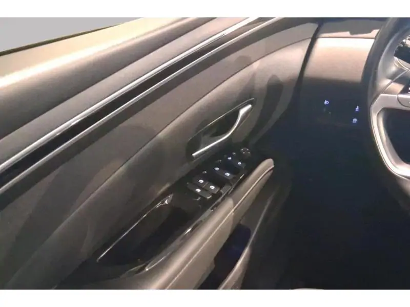 Occasion Hyundai Tucson Berline MANUAL SILVER 17