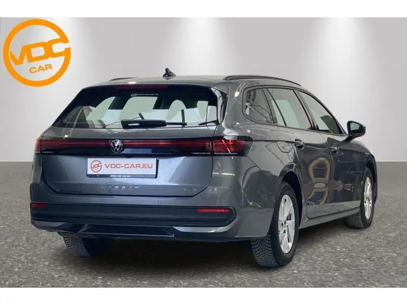 Occasion Volkswagen Passat Variant 1.5 eTSI DSG7 Business Premium GREY 3