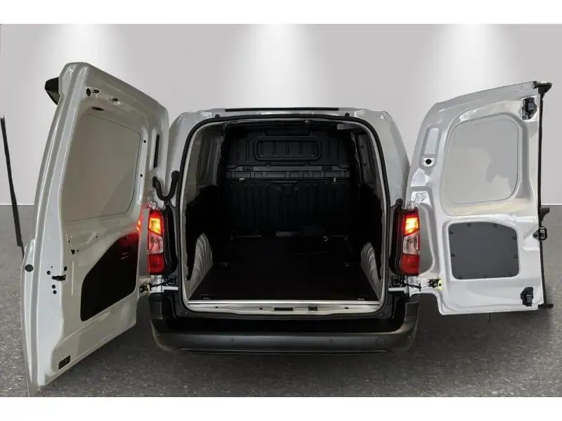 VEHICLE__CONDITION_SERVICE Peugeot Partner Standard Light 1.2 Turbo 110 Man.6 WHITE 19