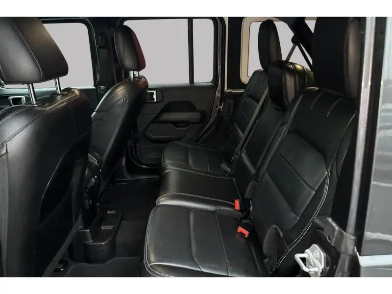 Occasion Jeep Wrangler SAHARA UNLIMITED GREY 18