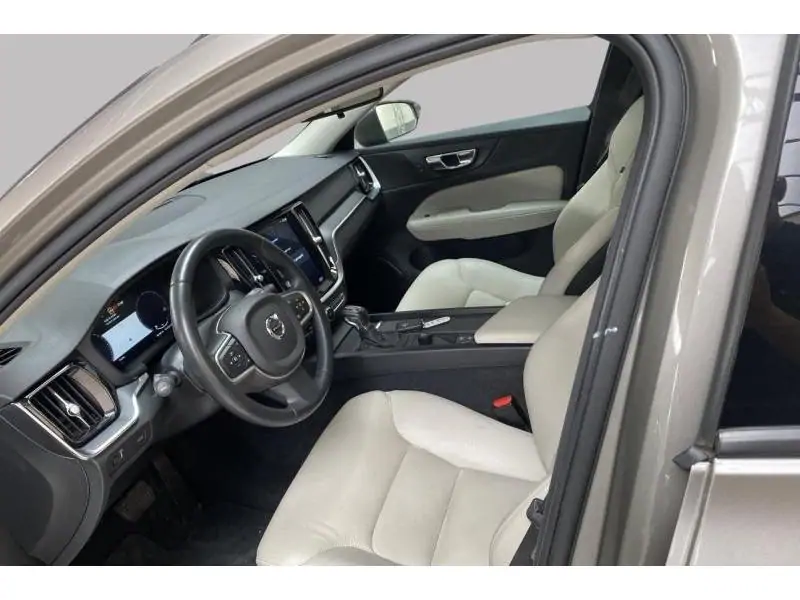 Occasion Volvo V60 D3 GEARTRONIC GREY 10