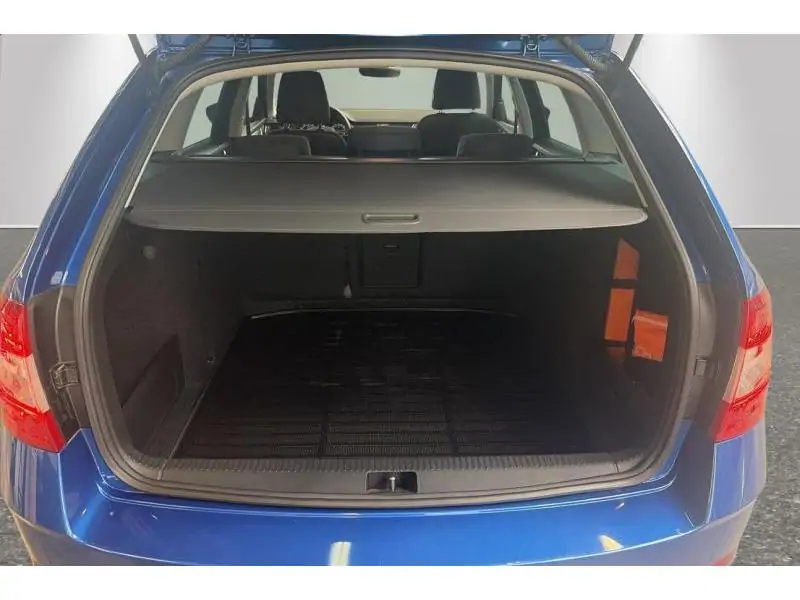 Occasion Skoda Octavia III Ambition BLUE 19