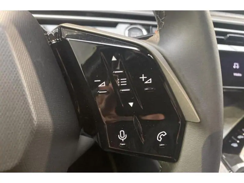 Occasion Peugeot 5008 III & e- Allure GREY 21