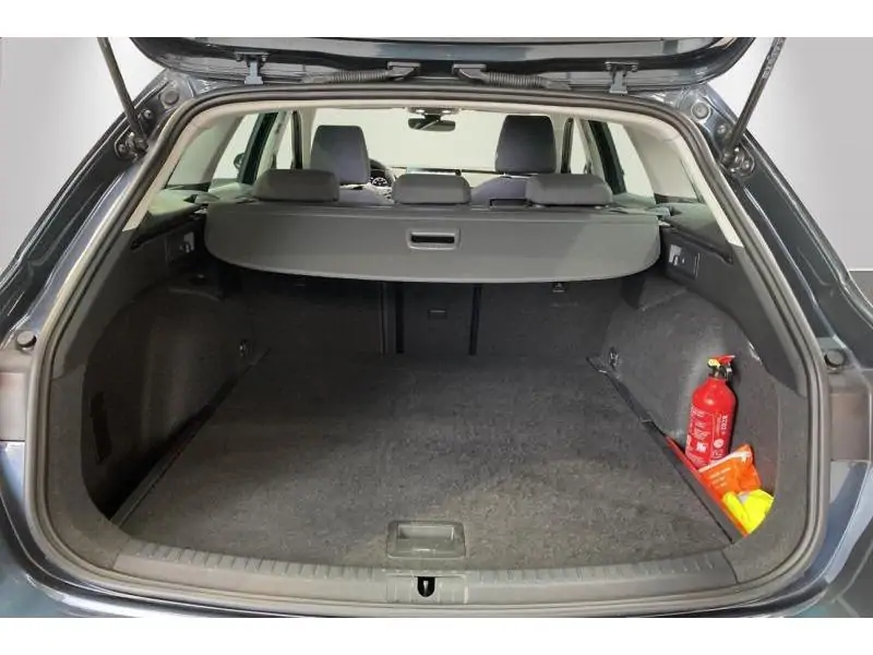 Occasion Seat Leon SW Style 2.0 TDI GREY 19
