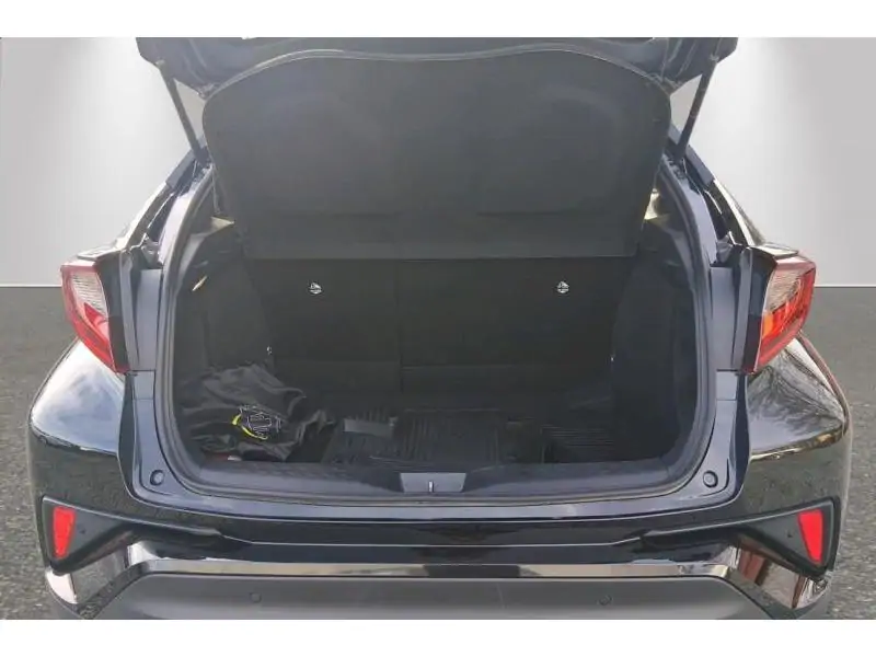 Occasie Toyota C-HR 1.8 Hybrid 2WD e-CVT Premium Bi-Tone 5d 72kW BLACK 19