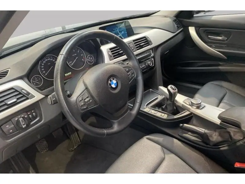 Occasion BMW Serie 3 316 d *GPS-PDC AV/AR* BLACK 9