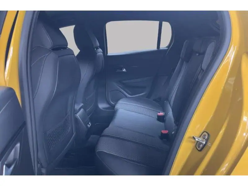 Occasion Peugeot 208 gt YELLOW 18
