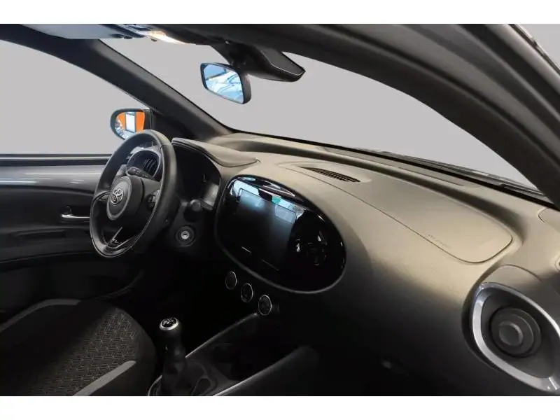 Occasion Toyota Aygo X GREY 2