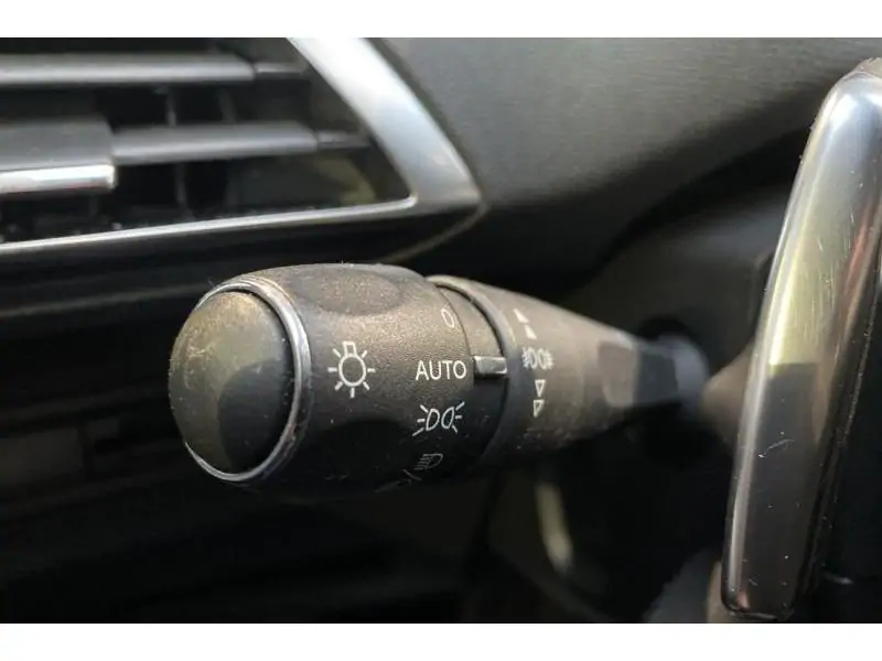Occasion Peugeot 3008 Allure* Caméra&GPS *Check+ confirmé! ORANGE 29