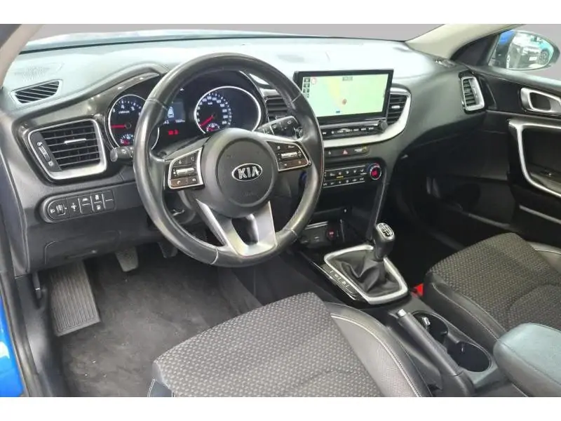 Occasion Kia Ceed Pulse *attelage* BLUE 9