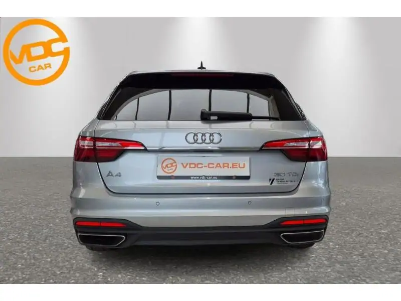 Occasion Audi A4 AVANT TDI STRONIC ATTRACTION GREY 8